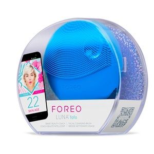 FOREO Luna fofo aqua fasial cleaning brush, smart beauty coach GREAT GIF…